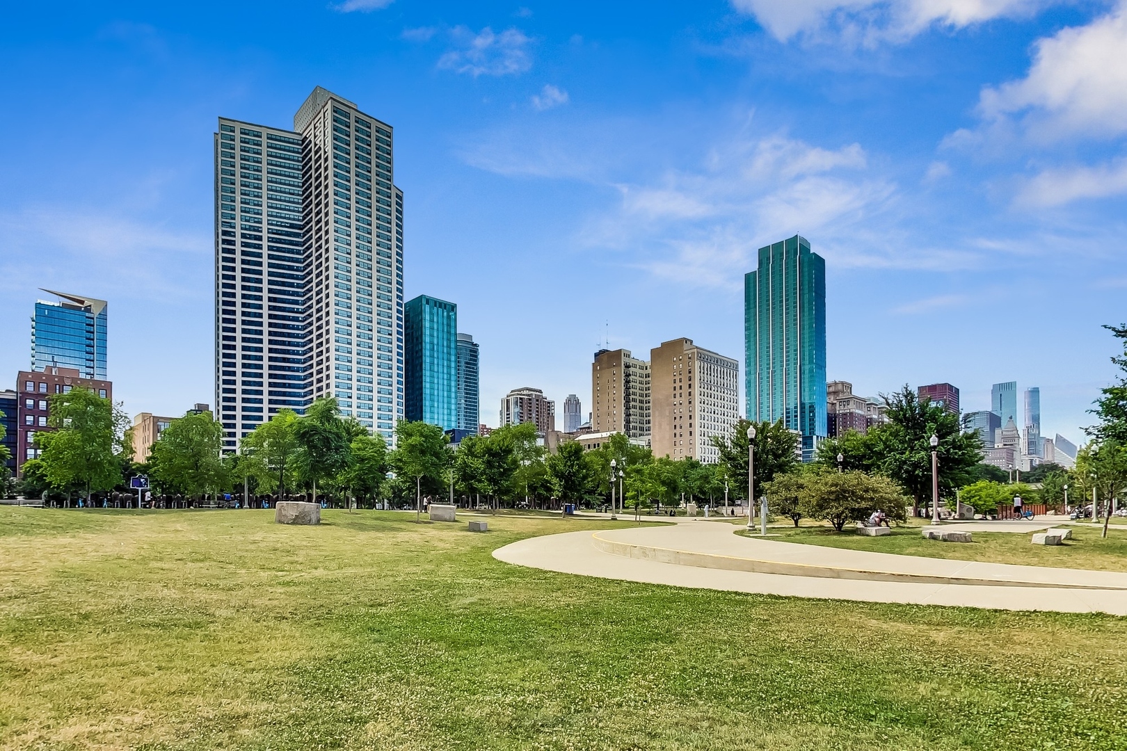 1201 S Prairie Avenue Unit: 5002