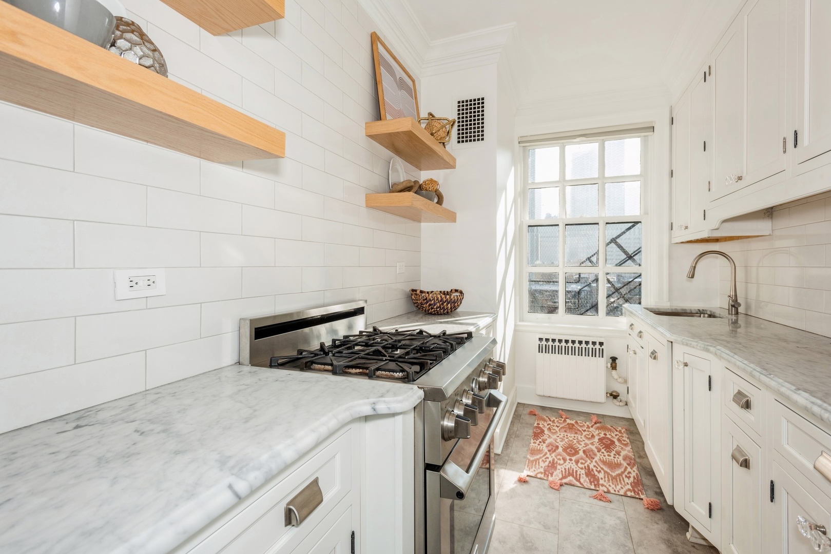 73 E ELM Street Unit: 7C