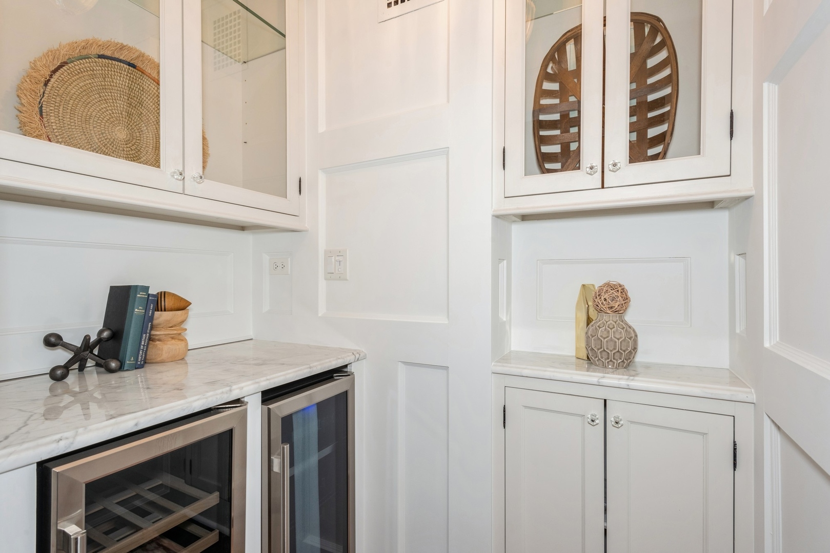 73 E ELM Street Unit: 7C