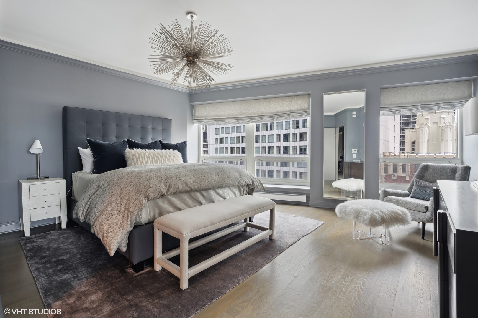 57 E Delaware Place Unit: 1705