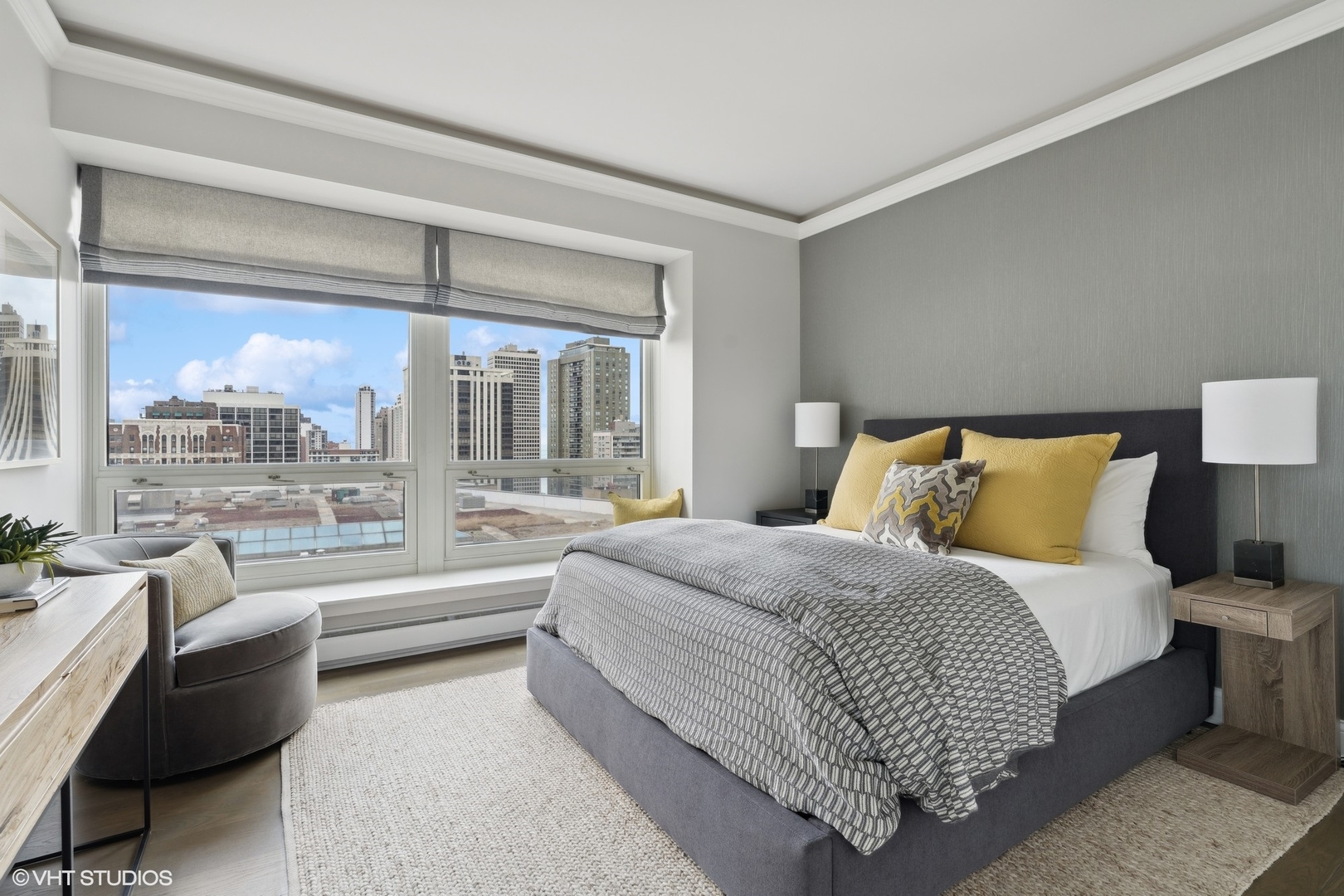 57 E Delaware Place Unit: 1705