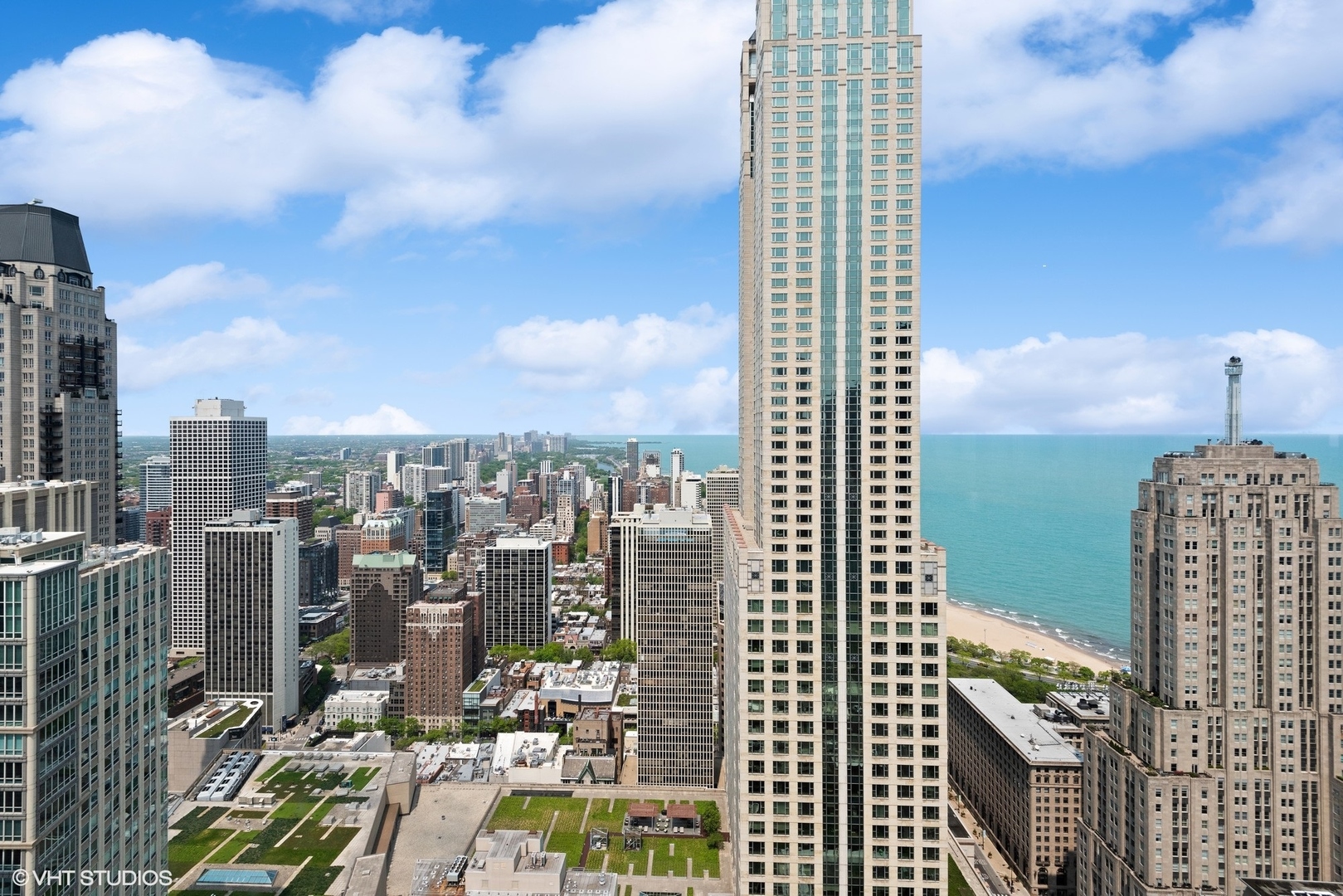 111 E Chestnut Street Unit: 56AB