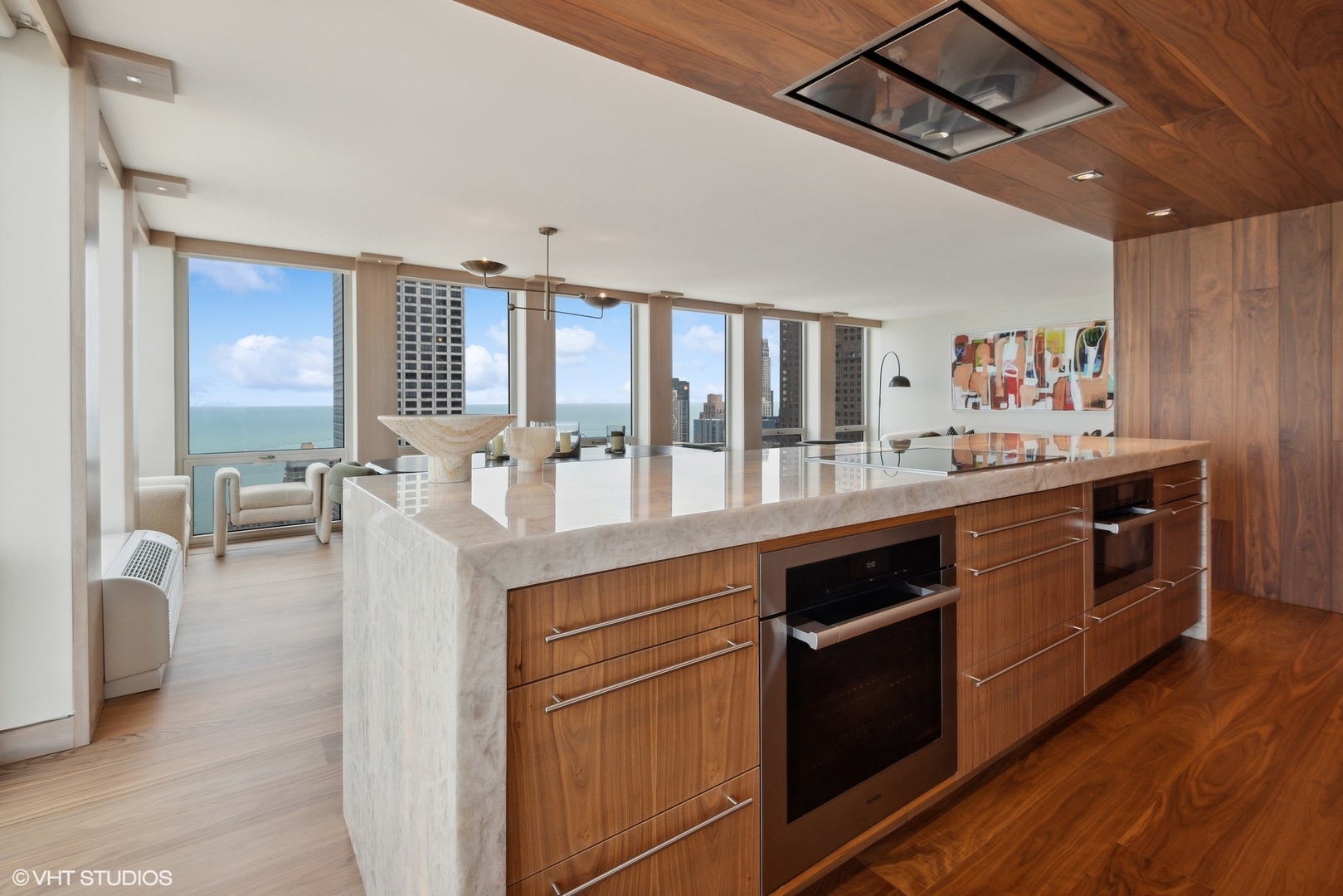 111 E Chestnut Street Unit: 56AB