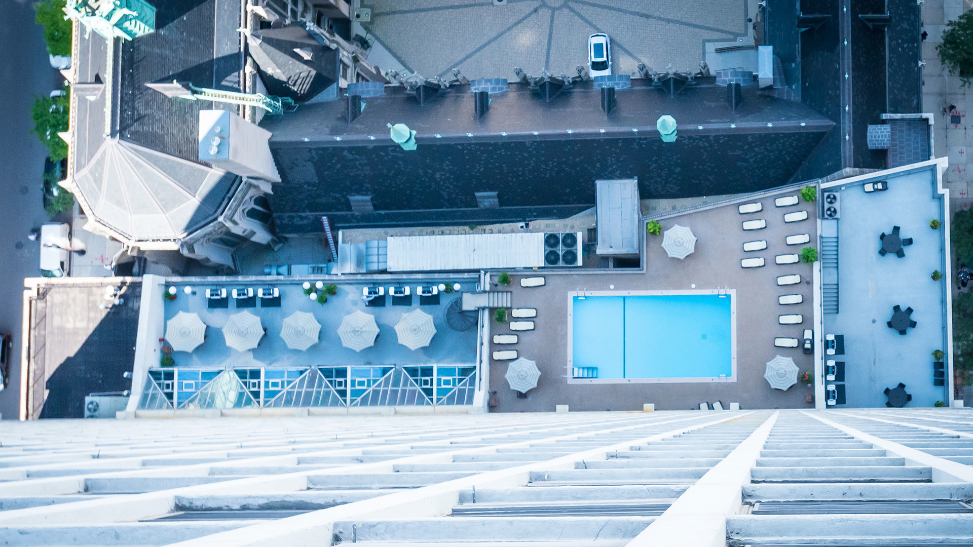 111 E Chestnut Street Unit: 56AB