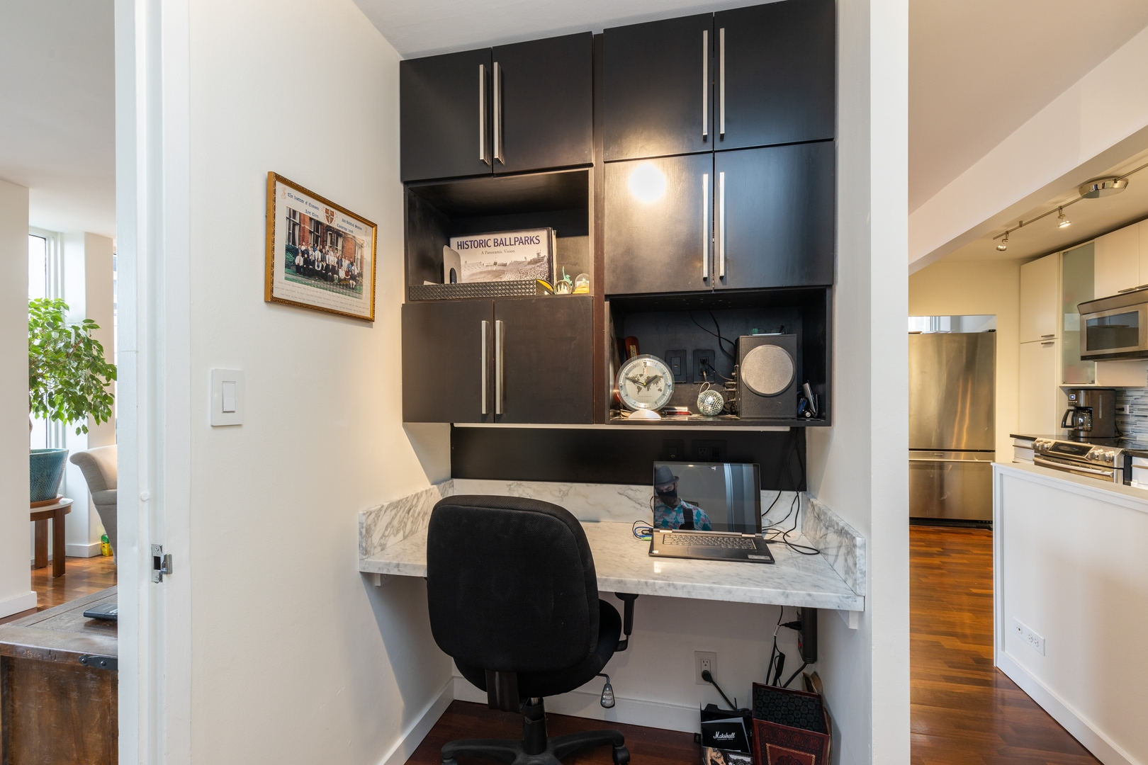 100 E WALTON Street Unit: 31BC