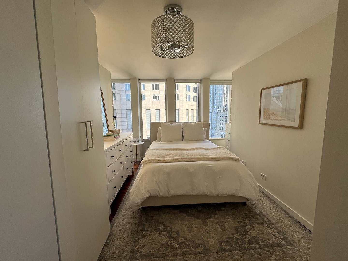 100 E WALTON Street Unit: 31BC