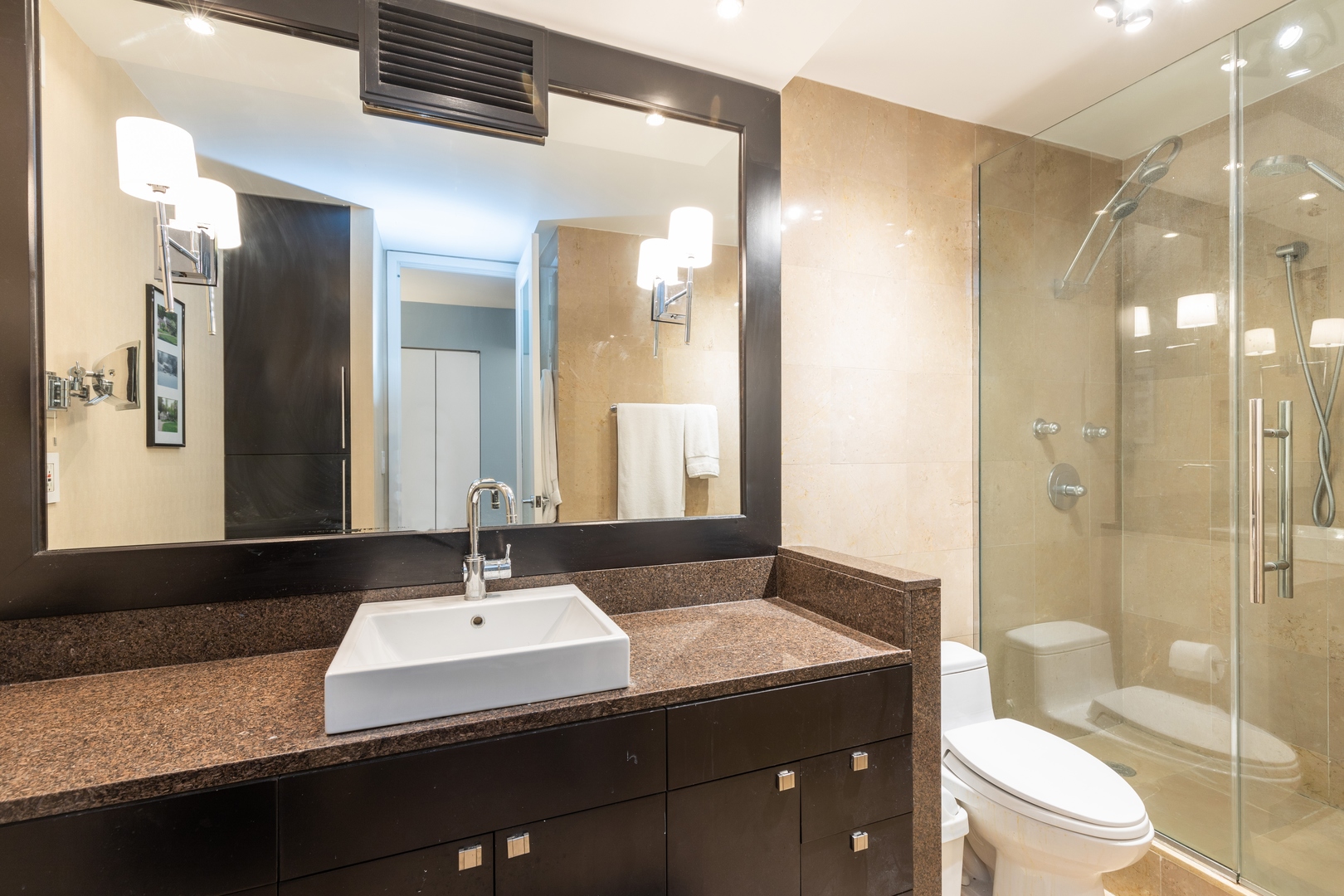 100 E WALTON Street Unit: 31BC