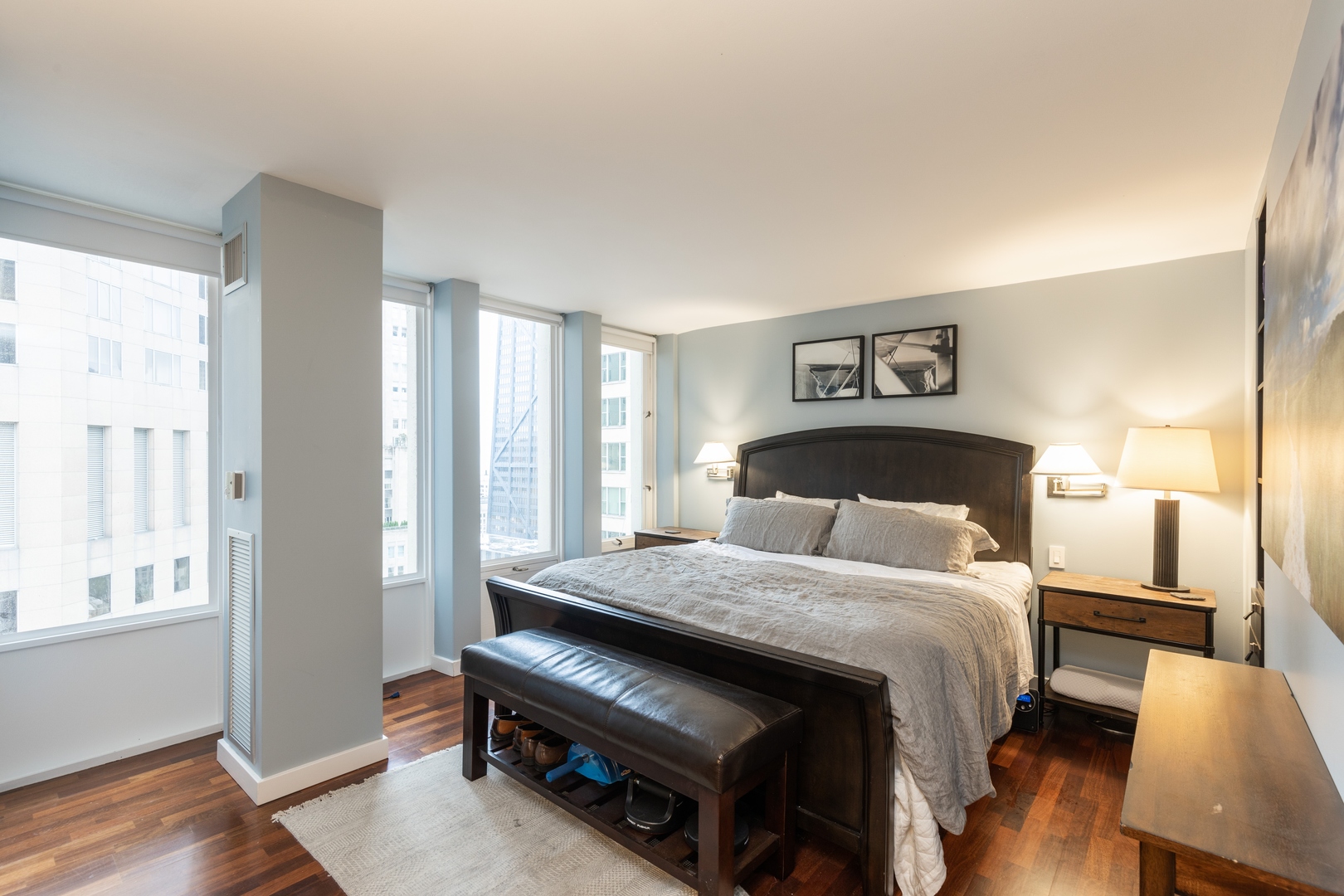 100 E WALTON Street Unit: 31BC