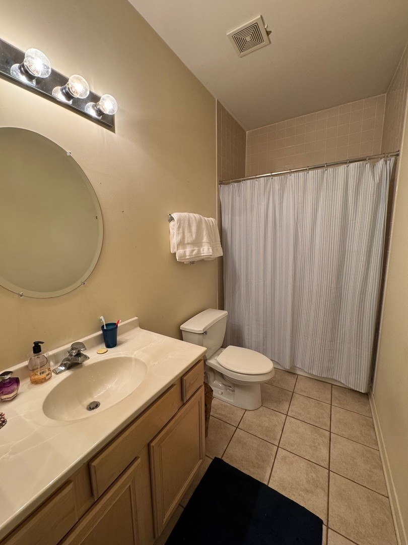 1335 W Fillmore Street Unit: C