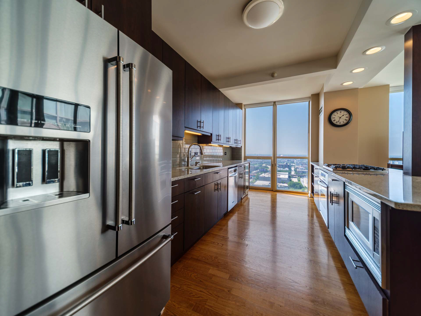 645 N Kingsbury Street Unit: 2401