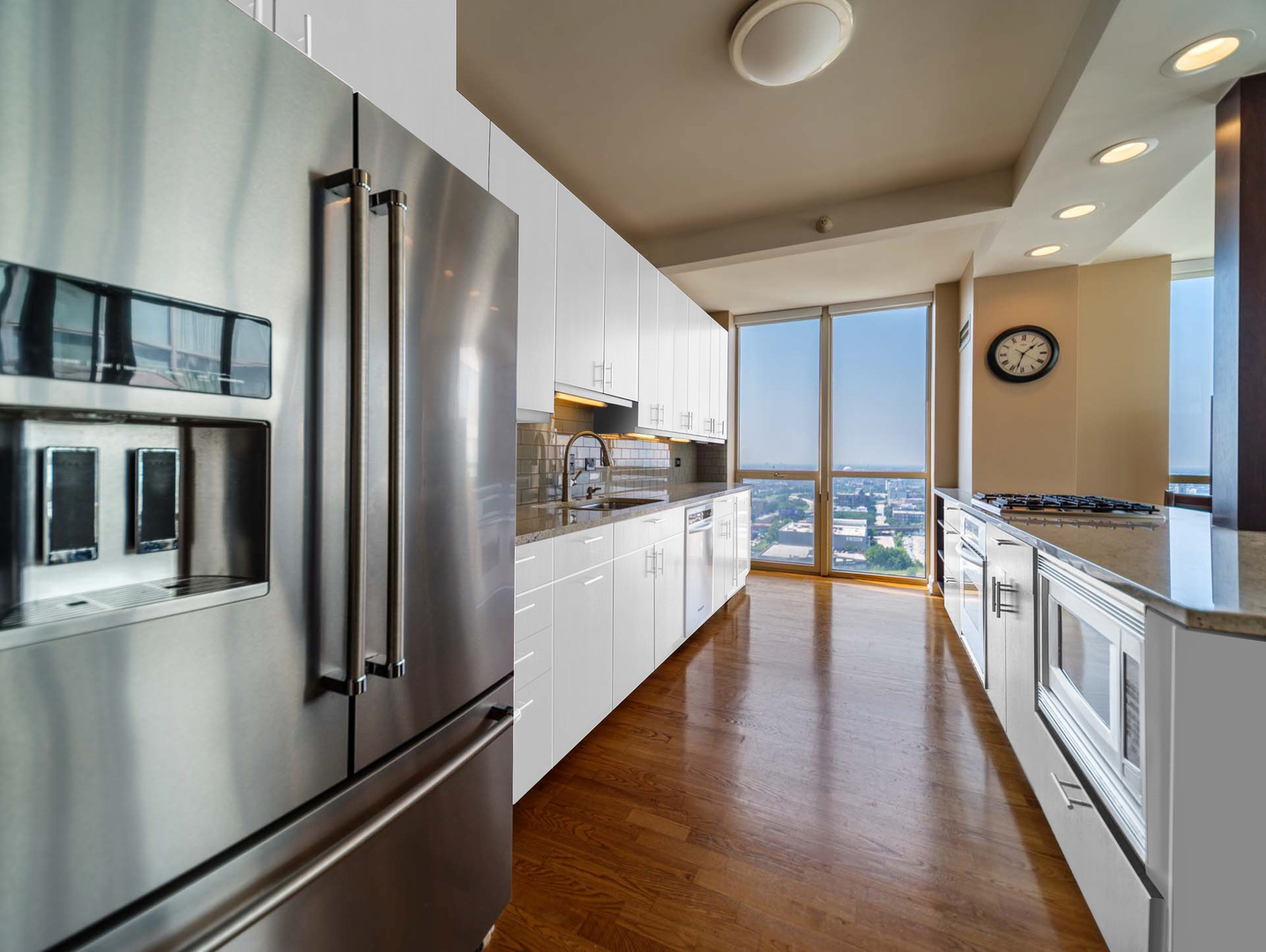 645 N Kingsbury Street Unit: 2401