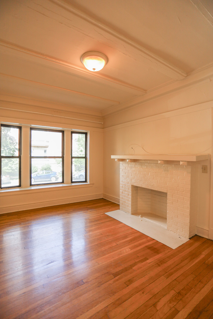 3919 N FREMONT Street Unit: 1