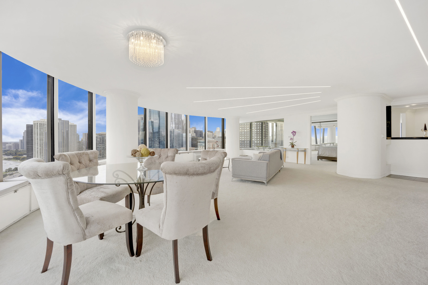 505 N Lake Shore Drive Unit: 4106-07