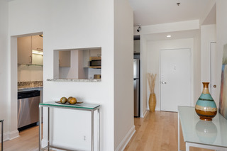 510 W Erie Street Unit: 804