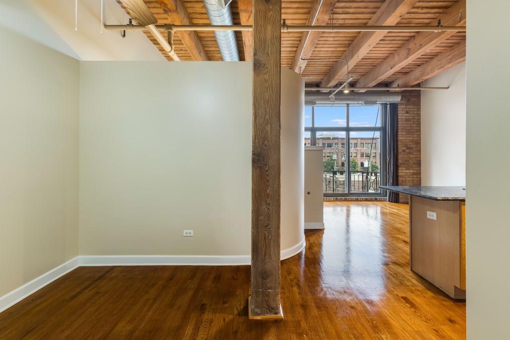 1330 W Monroe Street Unit: 312