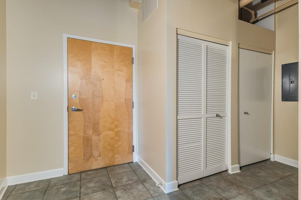 1330 W Monroe Street Unit: 312