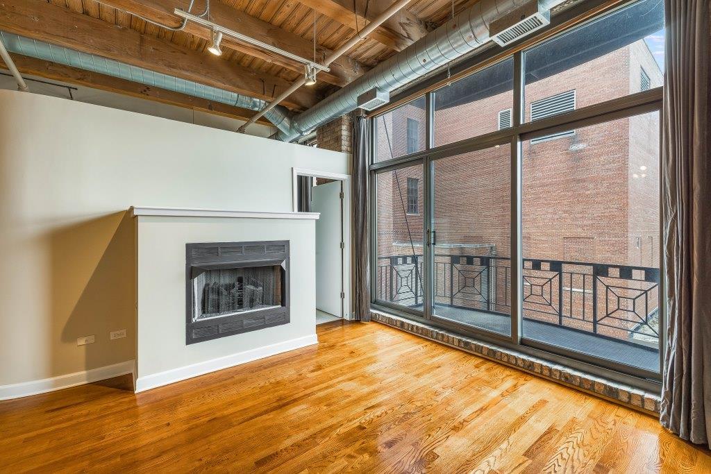 1330 W Monroe Street Unit: 312