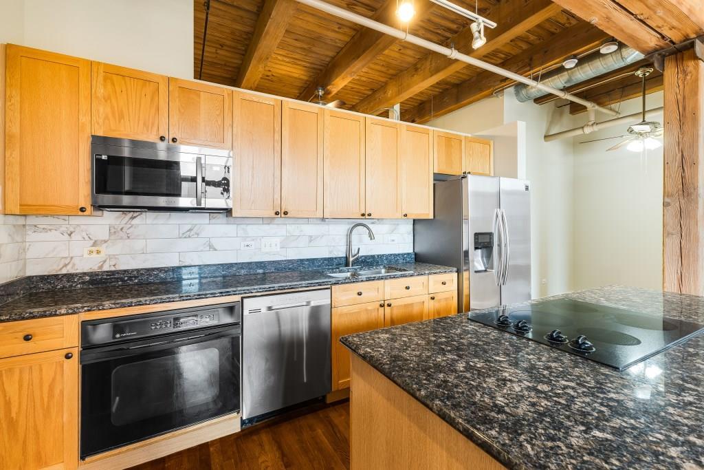 1330 W Monroe Street Unit: 312