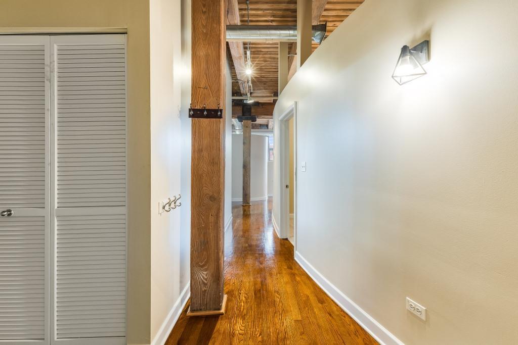 1330 W Monroe Street Unit: 312