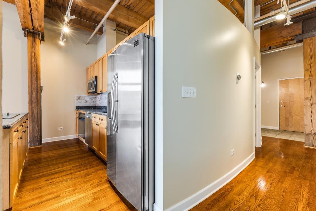 1330 W Monroe Street Unit: 312