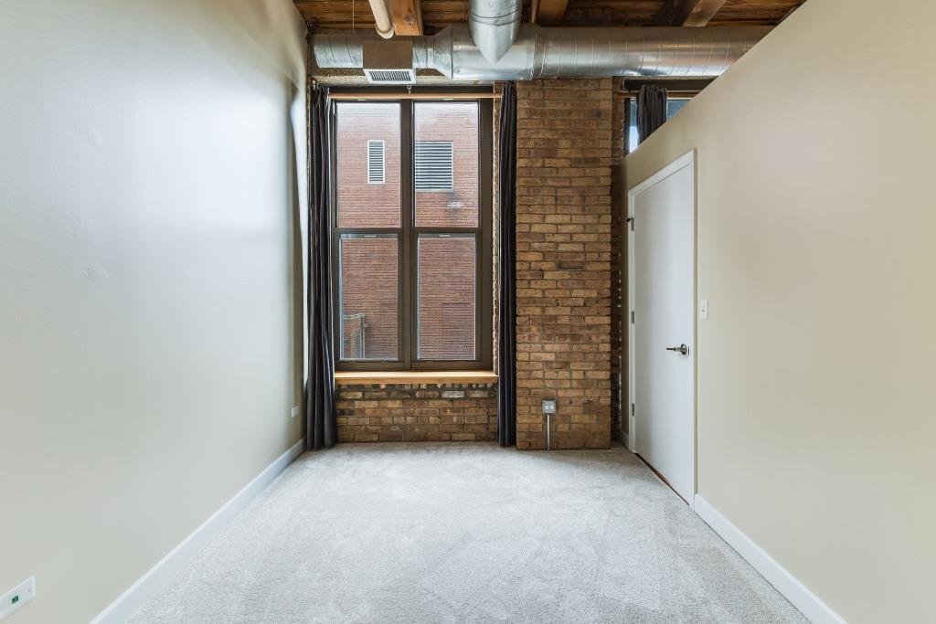 1330 W Monroe Street Unit: 312