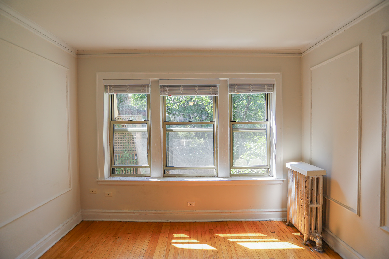 5728 S Blackstone Avenue Unit: 110