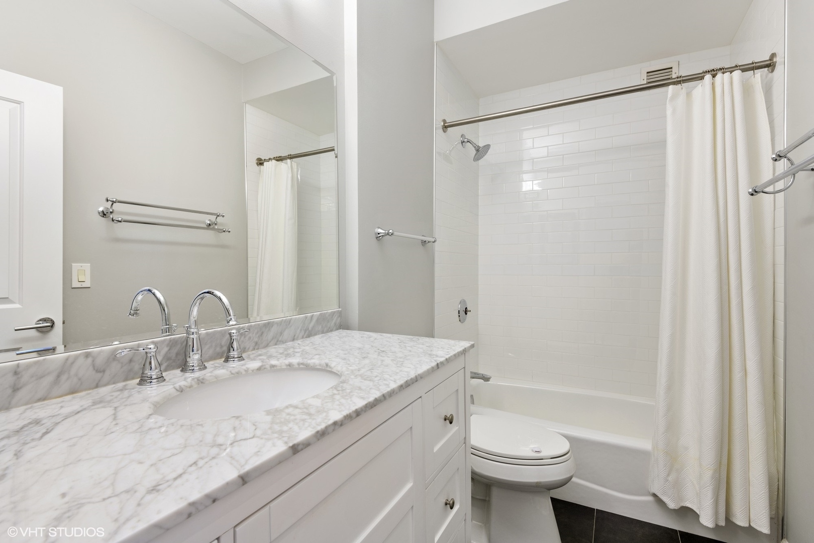 421 W HURON Street Unit: 601