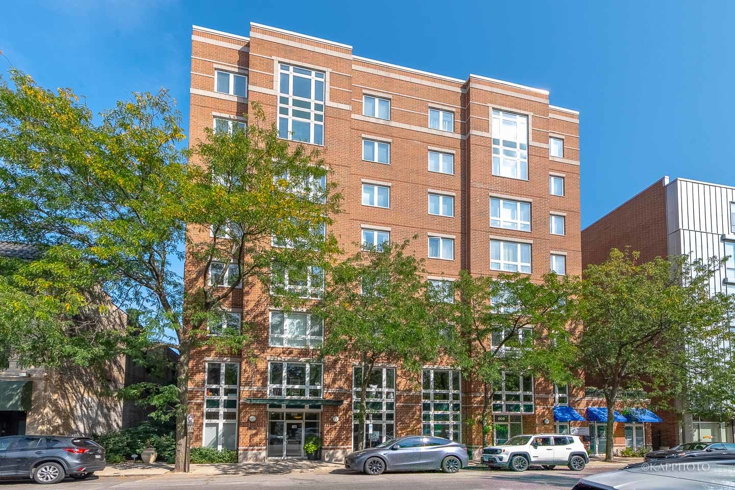 811 Chicago Avenue Unit: 707