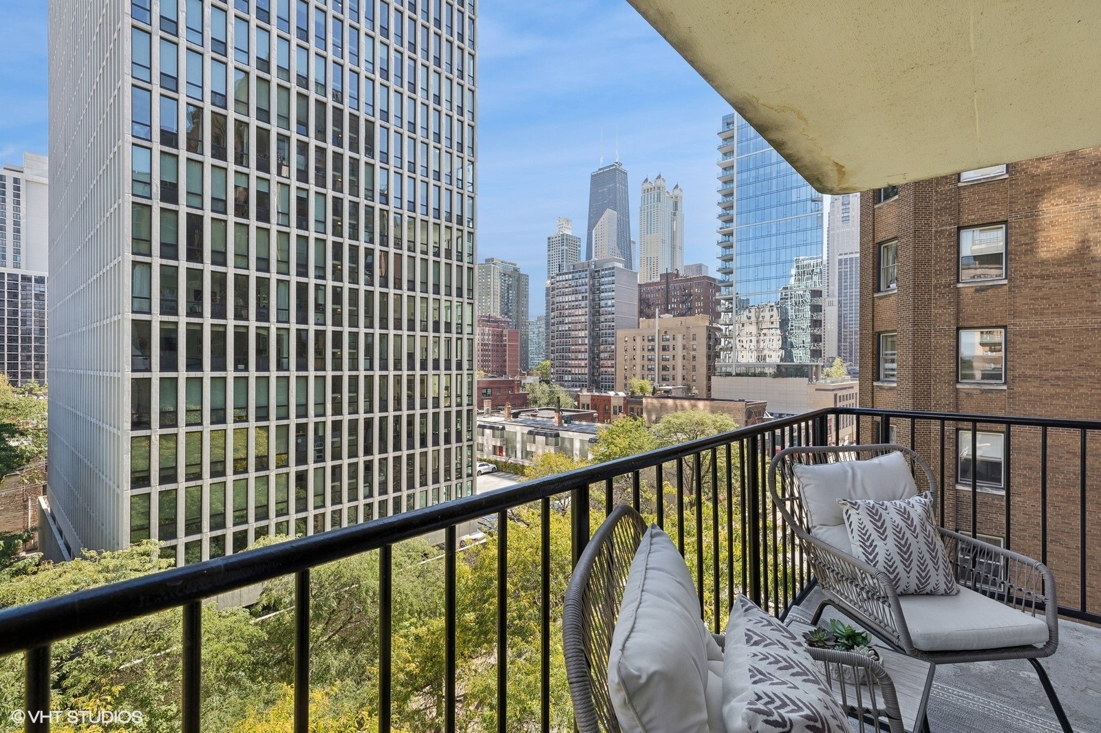 1230 N State Parkway Unit: 7A