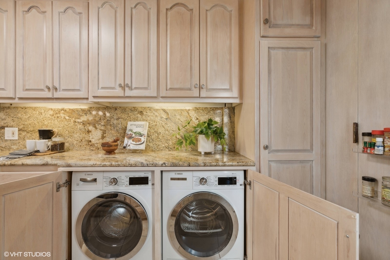 1230 N State Parkway Unit: 7A