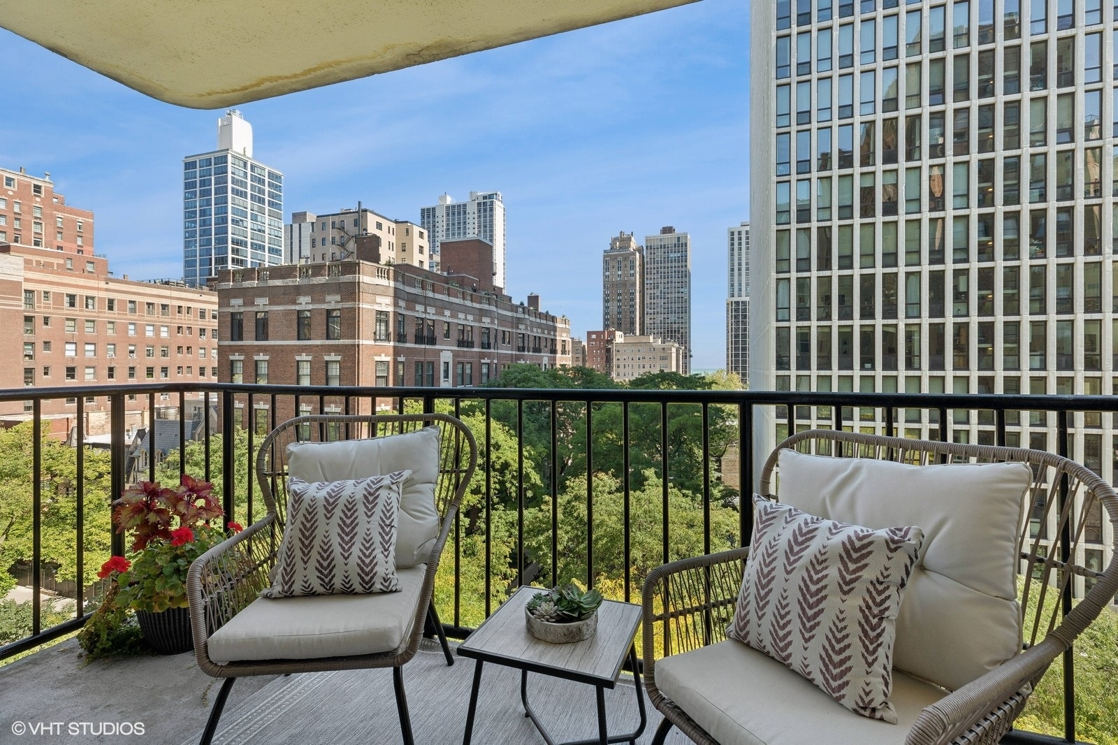 1230 N State Parkway Unit: 7A