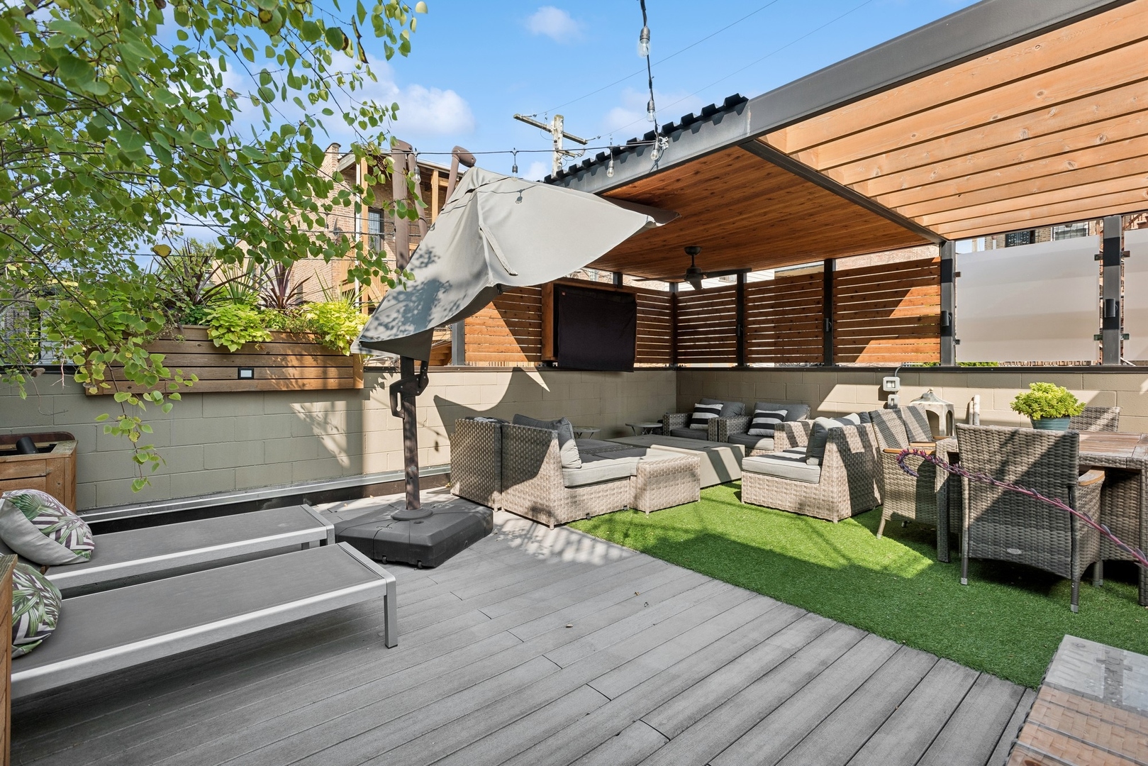 2046 W Rice Street Unit: 1