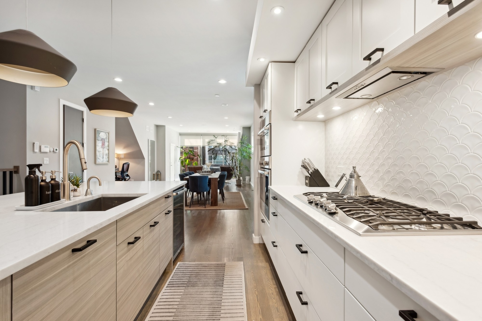 2046 W Rice Street Unit: 1