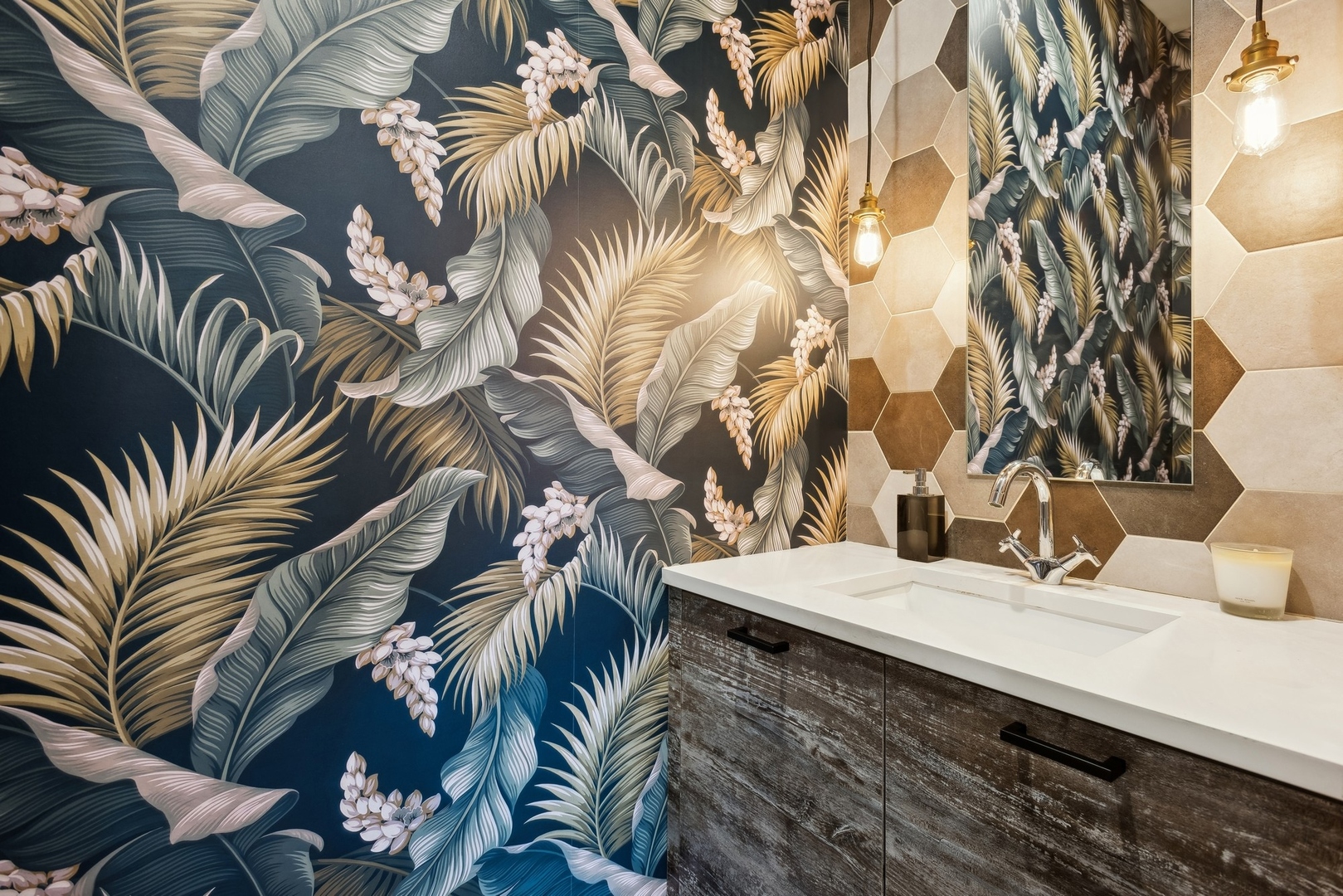 2046 W Rice Street Unit: 1