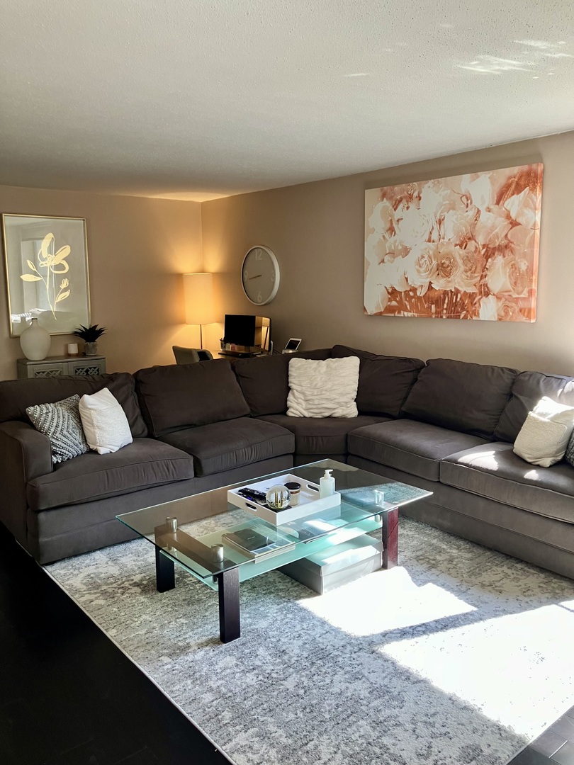 1339 N Dearborn Street Unit: 4H