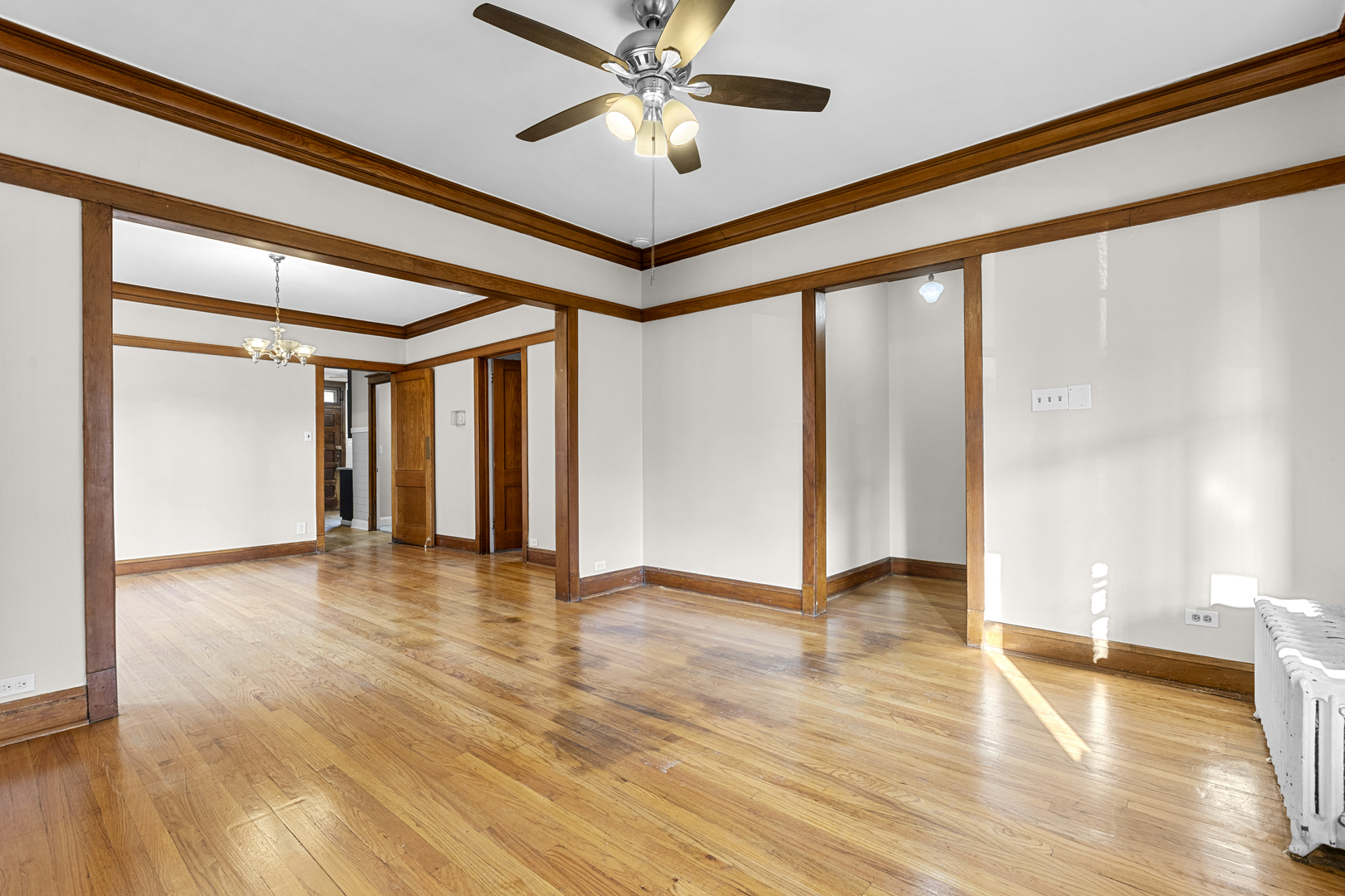 2446 N Springfield Avenue Unit: 1
