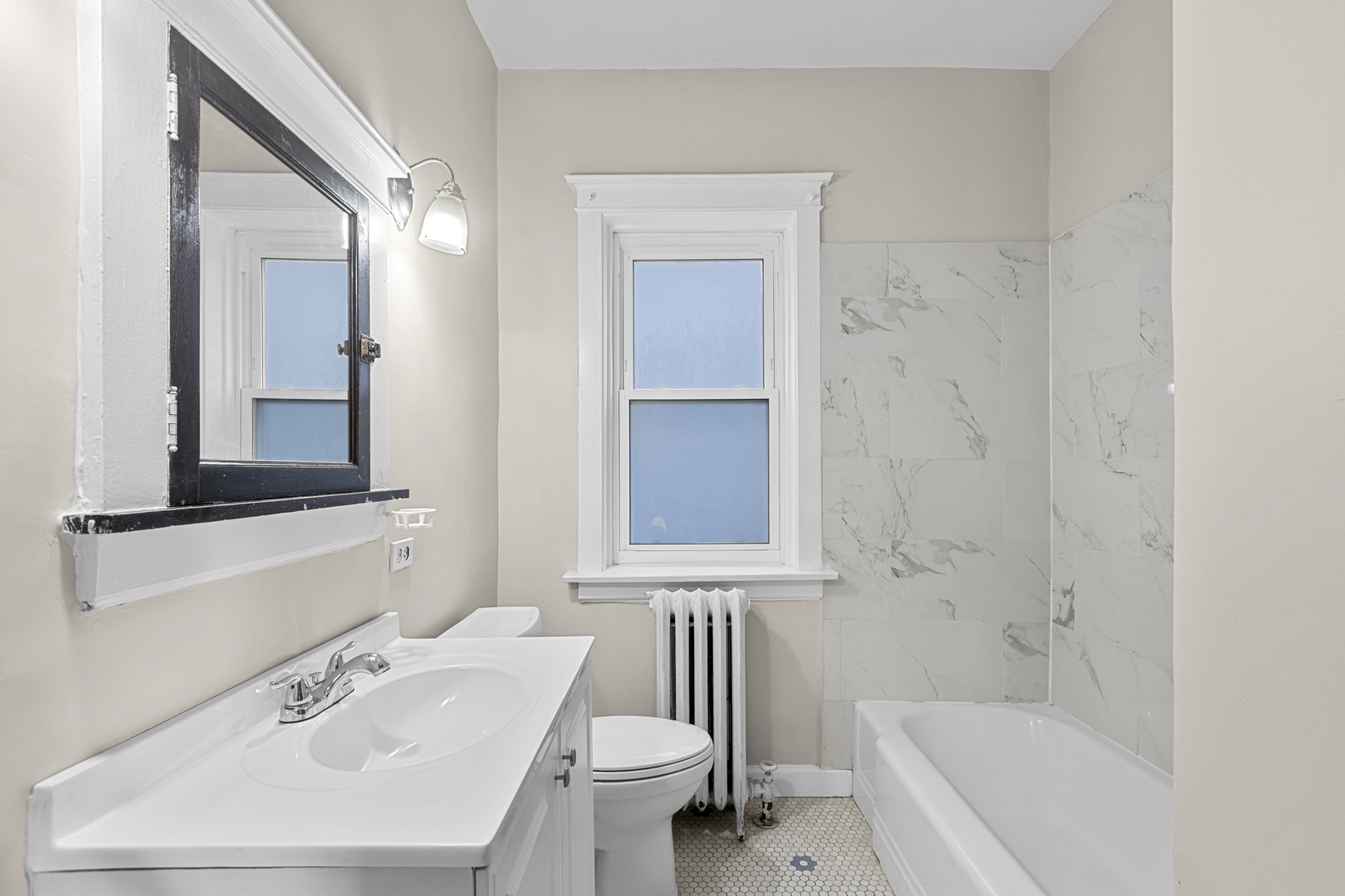 2446 N Springfield Avenue Unit: 1