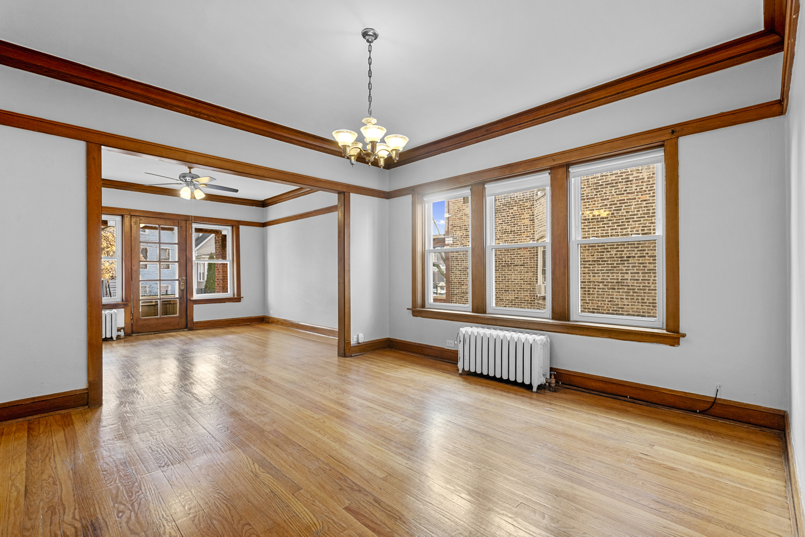 2446 N Springfield Avenue Unit: 1