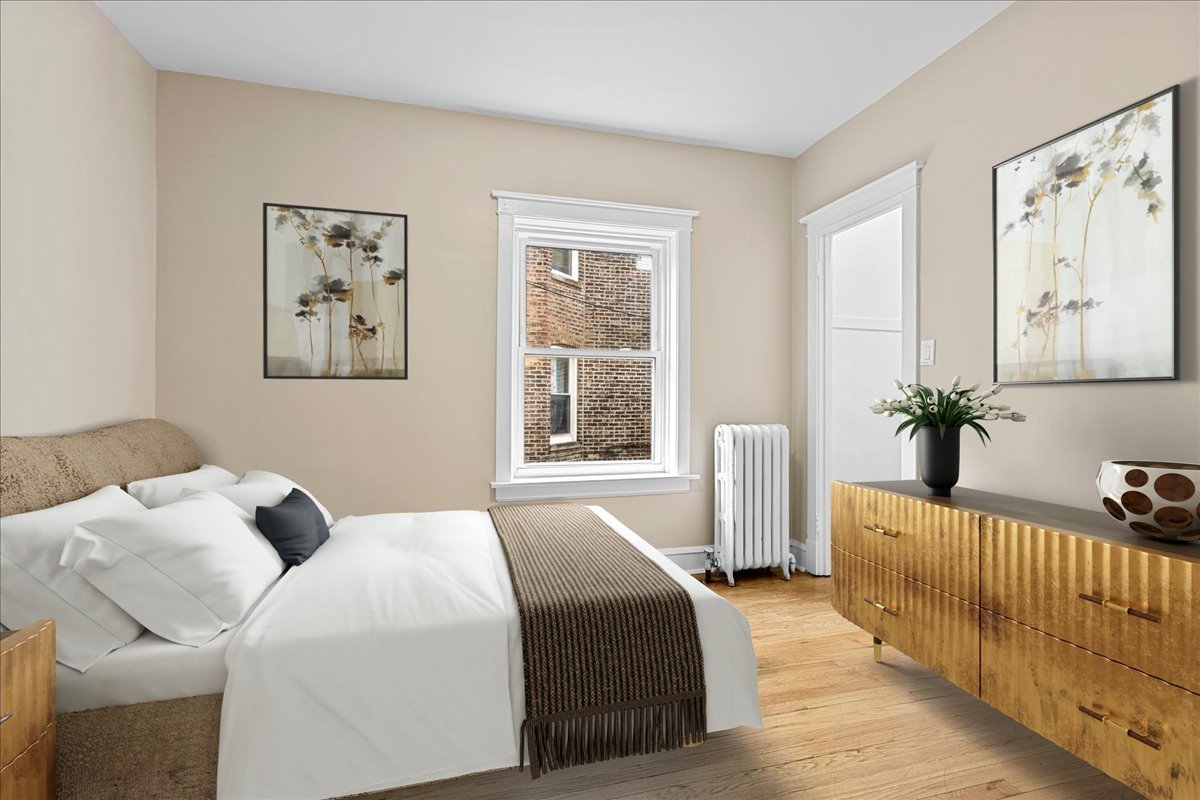 2446 N Springfield Avenue Unit: 1