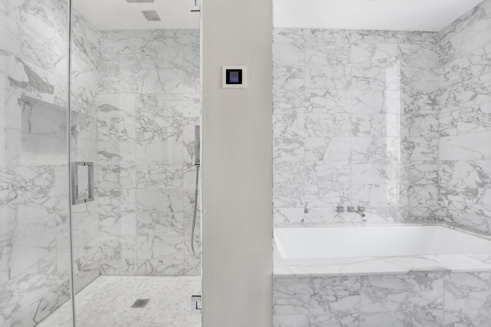 60 E Monroe Street Unit: 5104