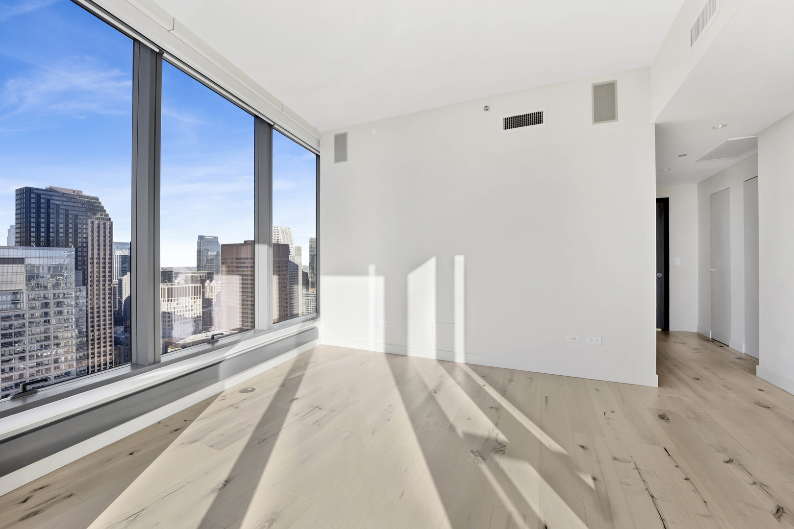 60 E Monroe Street Unit: 5104