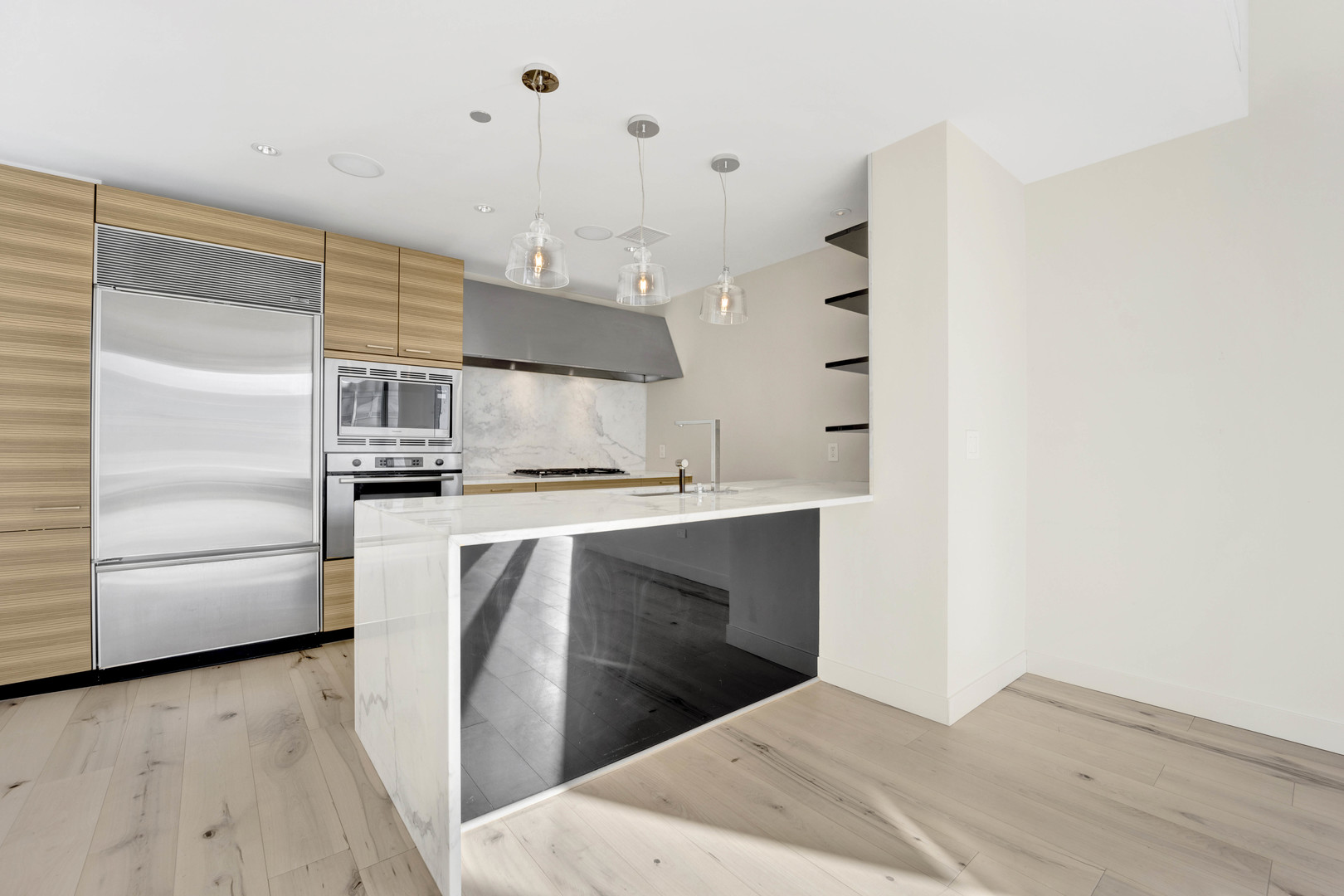 60 E Monroe Street Unit: 5104