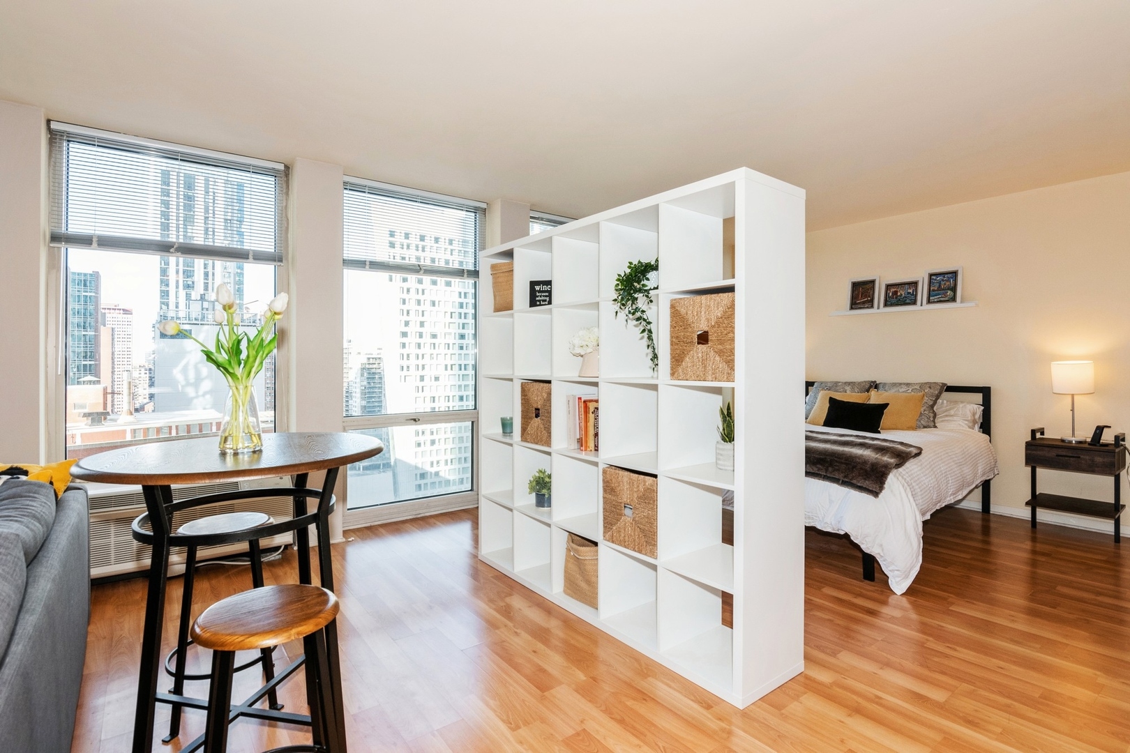 111 E Chestnut Street Unit: 22D