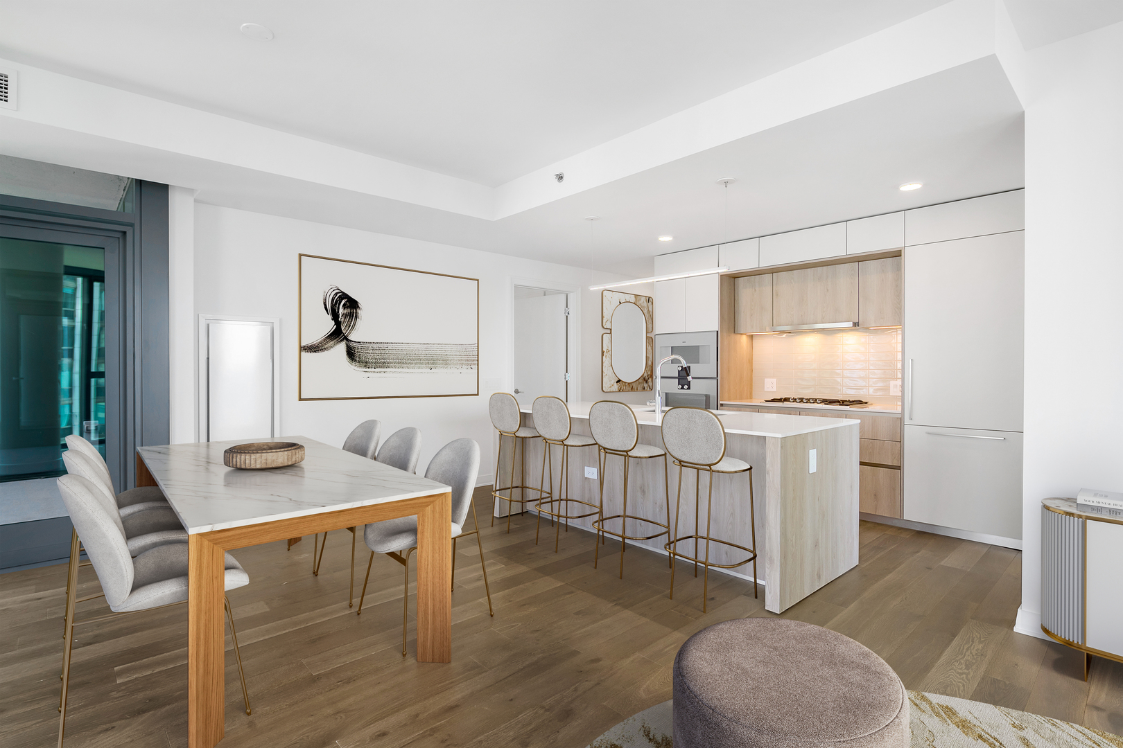 211 N Harbor Drive Unit: 1401