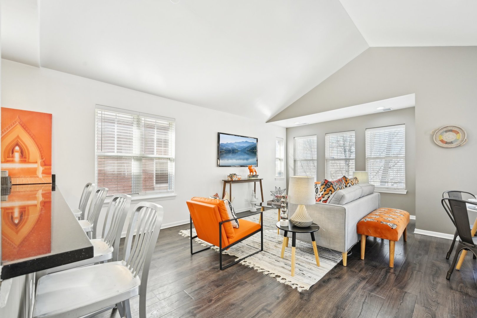 649 W Division Street Unit: C