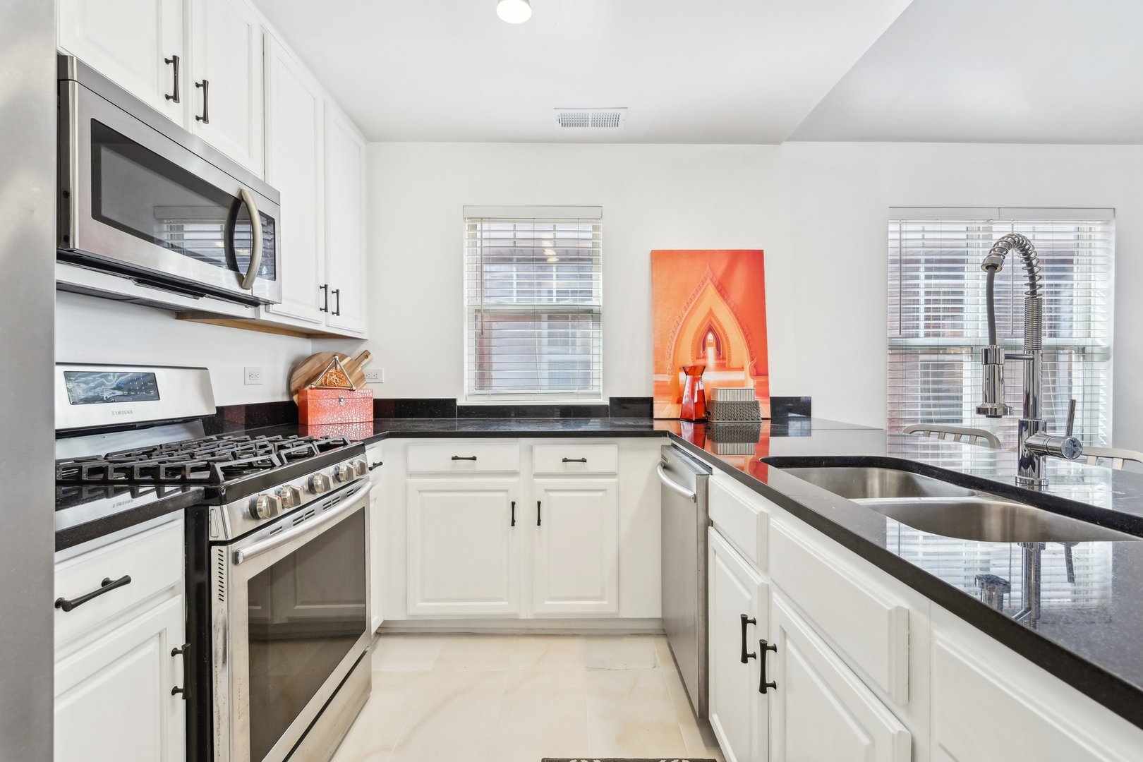 649 W Division Street Unit: C