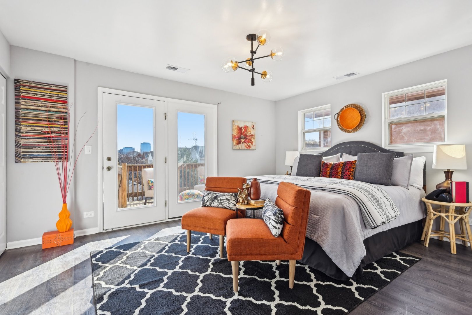 649 W Division Street Unit: C