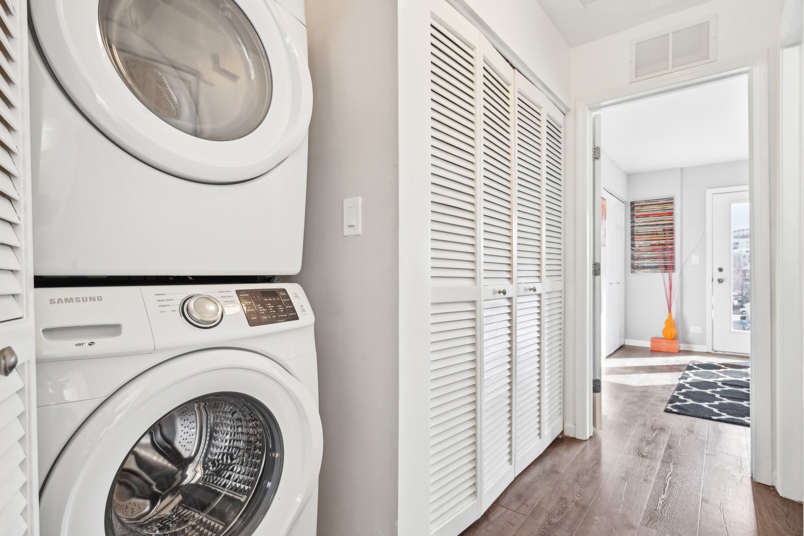 649 W Division Street Unit: C