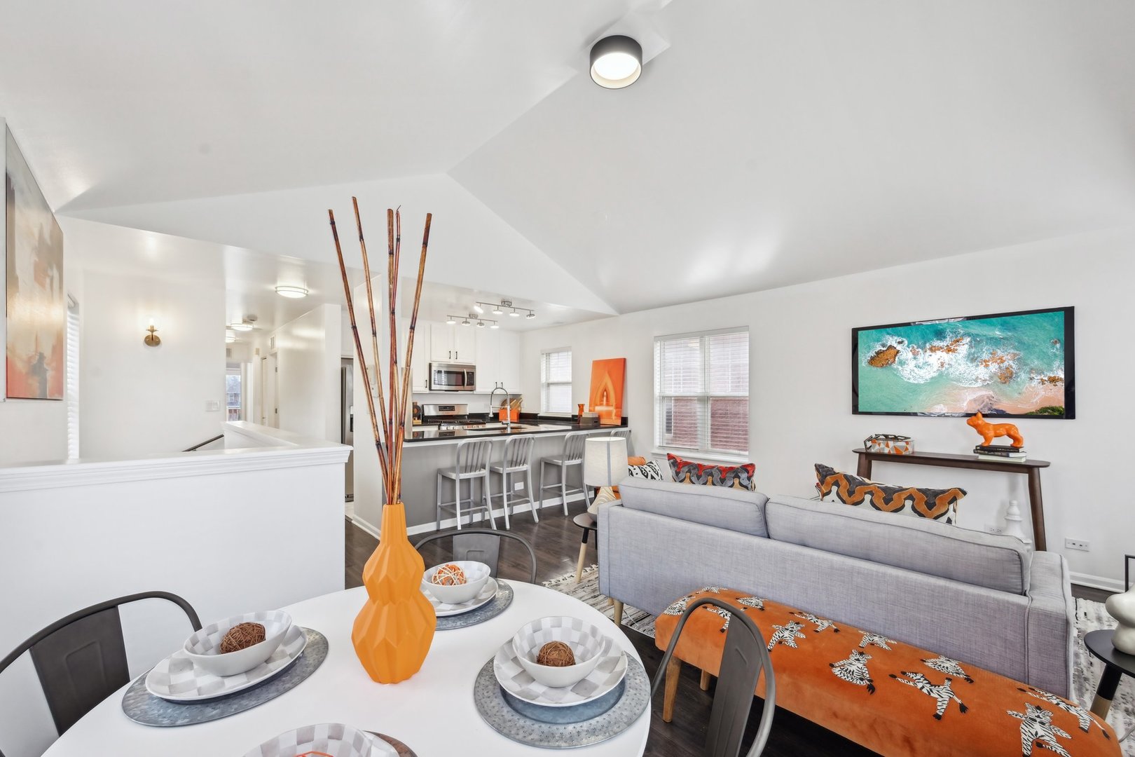 649 W Division Street Unit: C