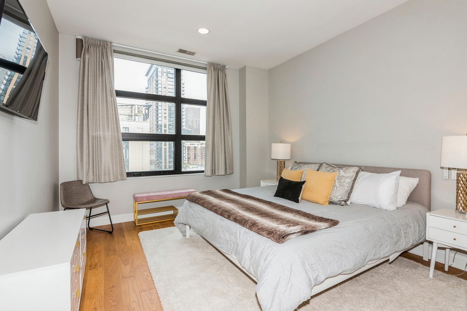 101 W Superior Street Unit: 803